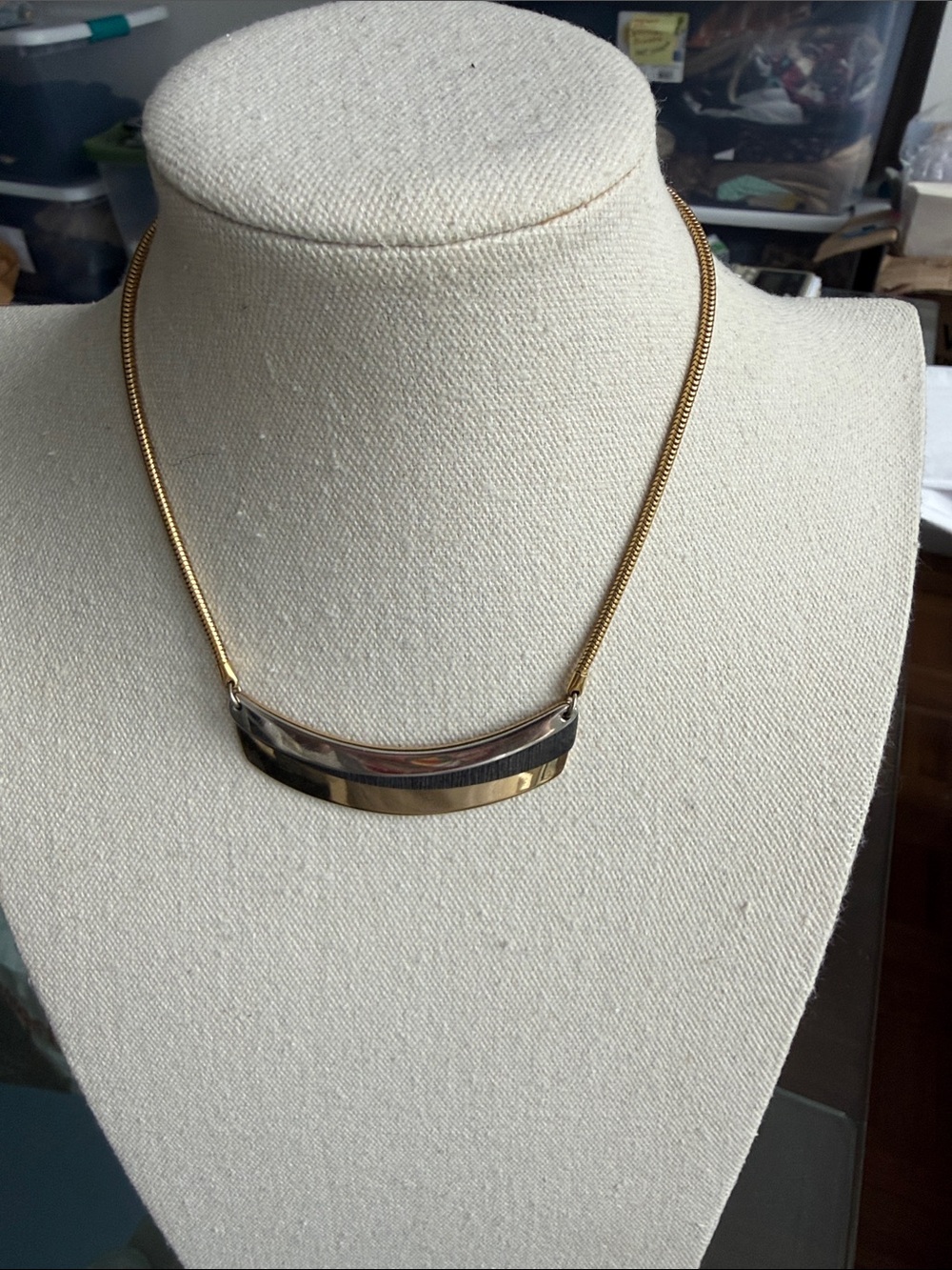 Vintage Napier Signed 2 Tone Crescent Bar Gold Tone Chocker Necklace.